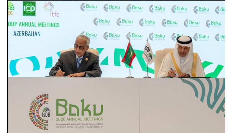 وزير الشؤون الاقتصادية يوقع اتفاقية تمويل مع البنك الإسلامي للتنمية لكهربة المناطق الريفية