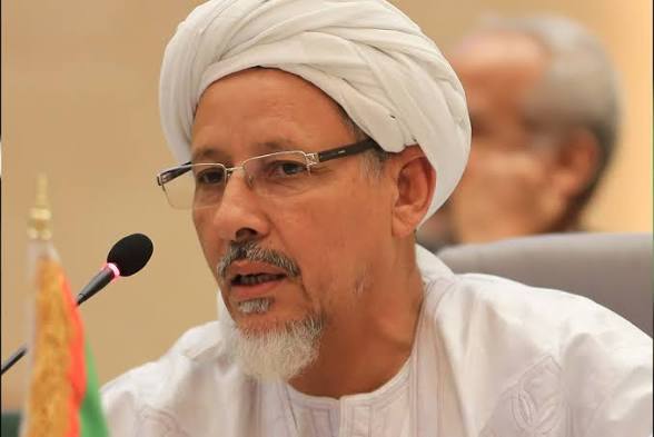 ولد امباله: الحوار مع سجناء التطرف أفضى إلى نتائج إيجابية ومهد لقرار العفو