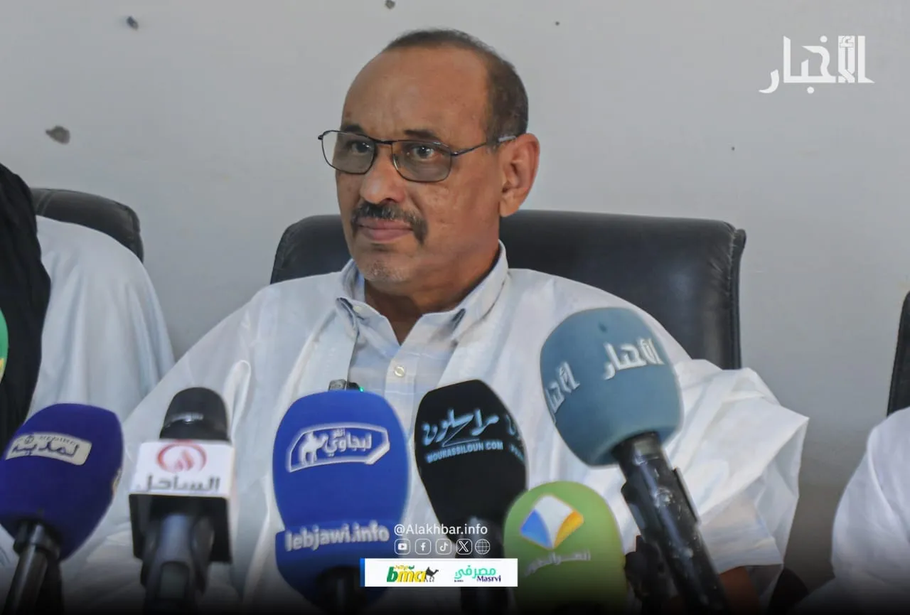 رئيس حزب الصواب يدعو رئيس سلطة مكافحة الفساد لاستلهام تجربة العراق