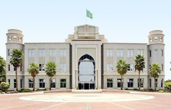 أجرى مجلس الوزراء في اجتماعه اليوم الأربعاء، تعيينات في بعض القطاعات الحكومية وذلك كالتالي. وزارة تمكين الشباب والتشغيل والرياضة والخدمة المدنية الإدارة المركزية المديرية العامة للرياضة مديرية الرياضة التنافسية ‐ المدير: محمد المهدي ولد مولاي الزين. ‐ المدير المساعد: اباتن ولد محمد عبد الله وزارة الصحة المؤسسات العمومية مركز استطباب النعمة ‐ المدير: د. محمد محمود محمد المختار، مدير مركز استطباب باسكنو سابقا. مركز استطباب كيفه ‐ المدير: د. سيداتي باب اعمر جوده، مدير مركز استطباب النعمة سابقا مركز استطباب روصو ‐ المدير: د. محمد غالي عبدي اجيد، مدير مركز استطباب الاك سابقا. مركز استطباب باسكنو ‐ المدير: د. أبو بكري مامادو ديوب، دكتور في الجراحة العامة. مركز استطباب الاك ‐ المدير: د. أحمد الشيخ محمد ميني، مدير مركز استطباب اكجوجت سابقا. مركز استطباب اكجوجت ‐ المدير: ابروفيسور. الداه محمد بلال، مدير مركز استطباب روصو سابقا.