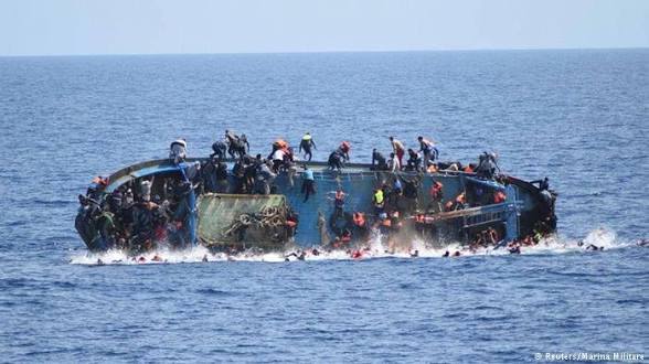 خفر السواحل ينقذ 315 مهاجراً قبالة نواذيبو