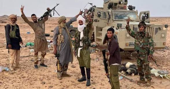 أزواد تعلن استهداف الجيش المالي والفيلق الإفريقي في أجلهوك